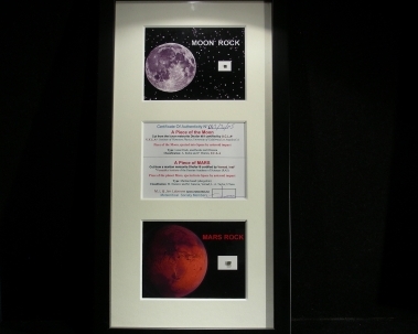 METEORITE LUNE ET MARS