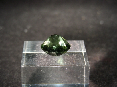 MOLDAVITE TAILLEE