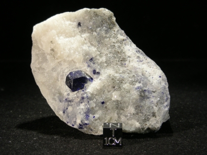 LAPIS LAZULI SUR CIPOLIN
