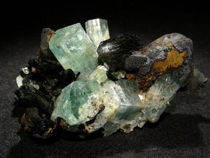 AIGUE MARINE ET TOURMALINE NOIRE