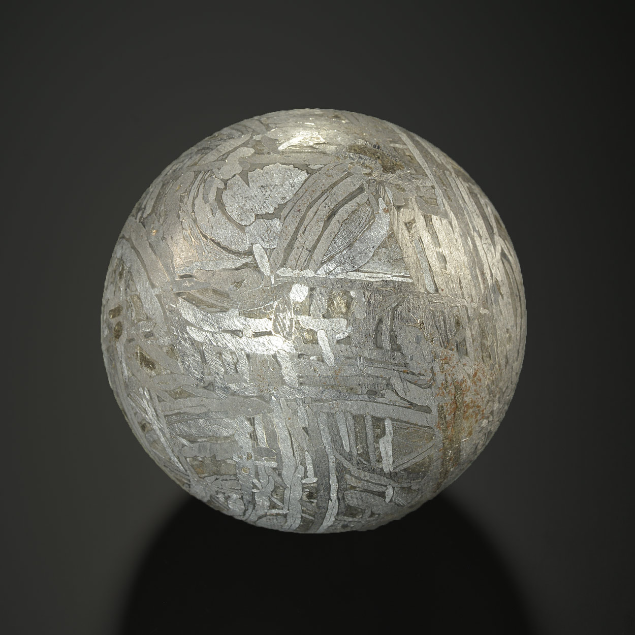 Sphère En Météorite : Aletaï