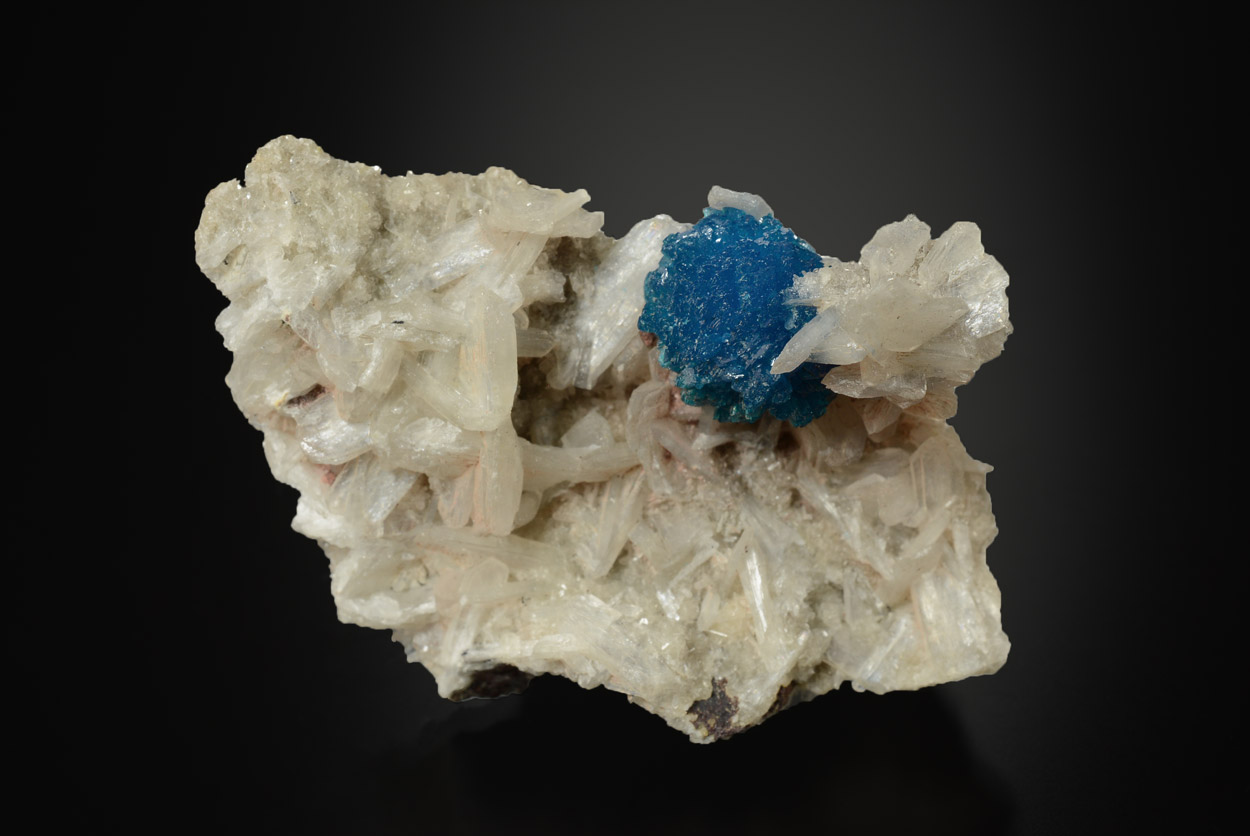 Cavansite Sur Stilbite