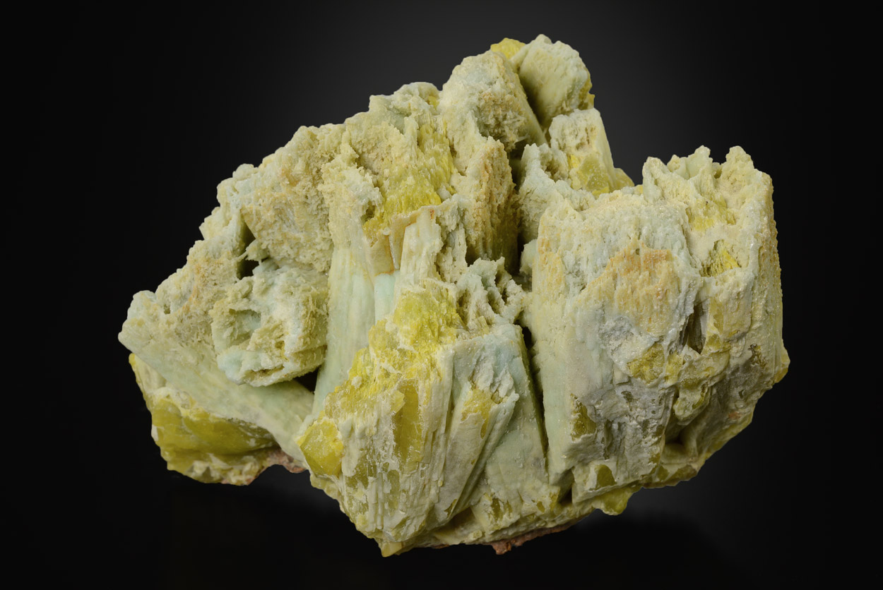 Plumbogummite