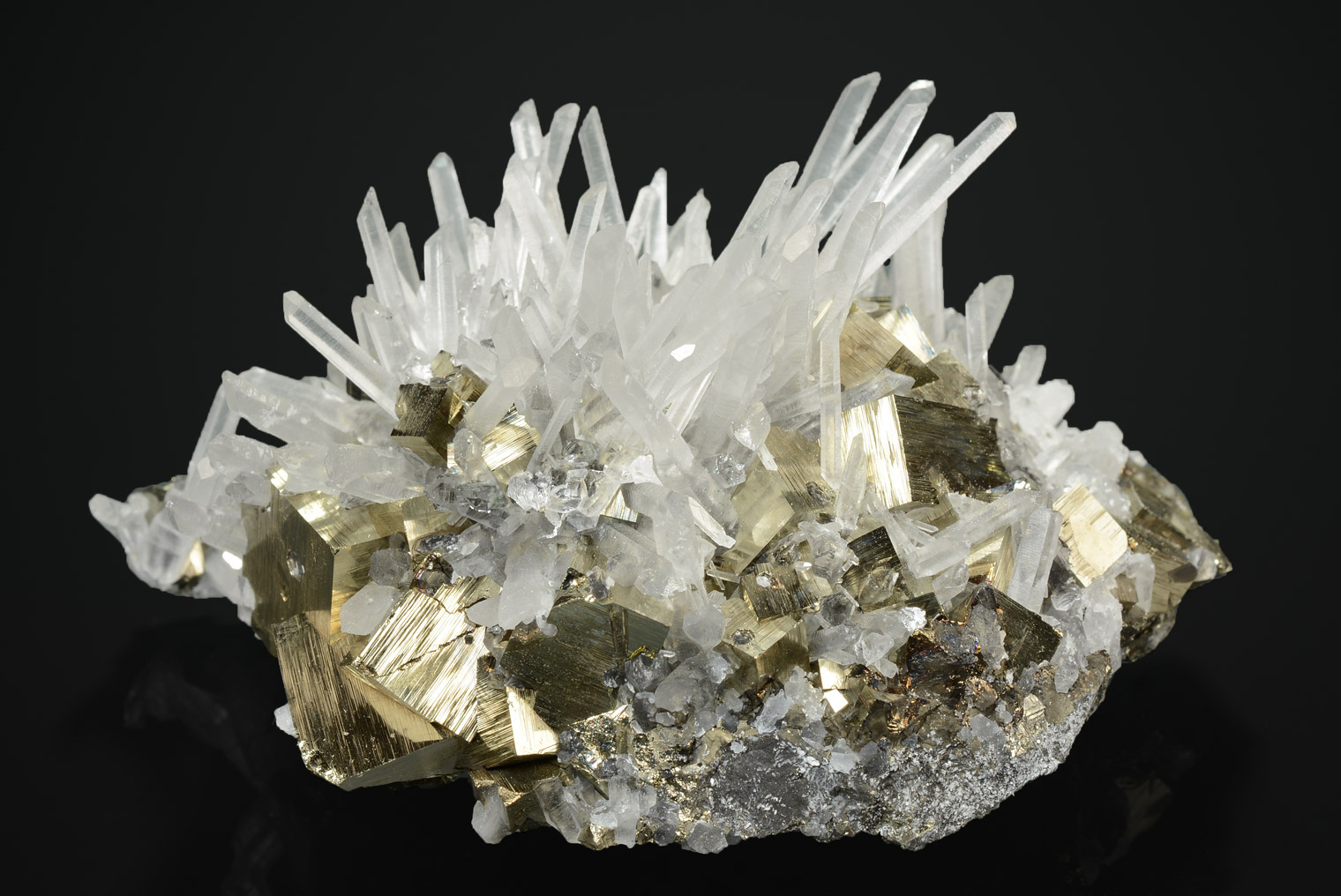 Quartz Et Pyrite